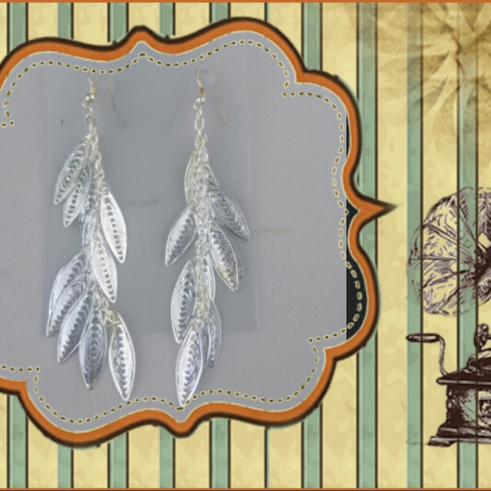 Leaflet Costume Jewelry