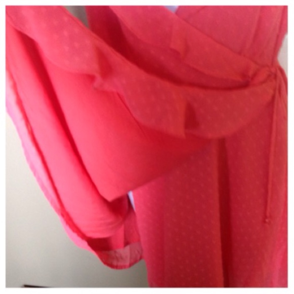 🍃💕NWT Coral Ruffle Pin Dot Tie Wrap Dress - Picture 6 of 7
