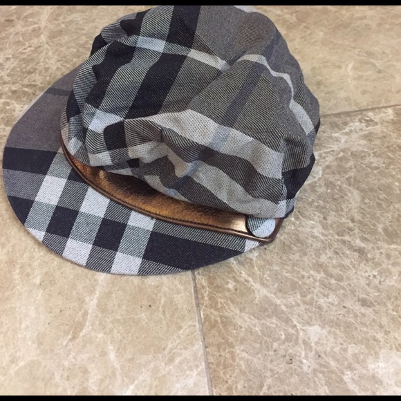 Burberry news cap main image 2
