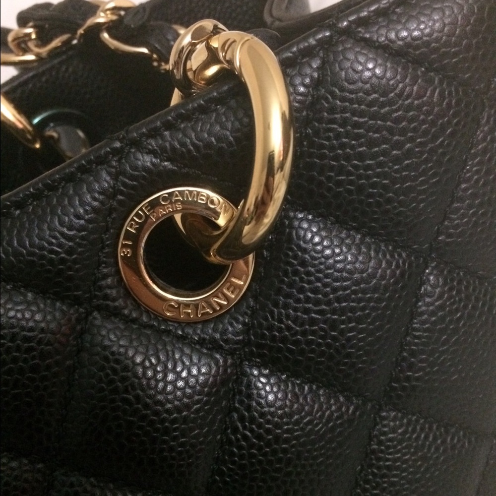 SOLD SOLD Chanel GST Caviar Gold Hardware - Picture 4 of 8