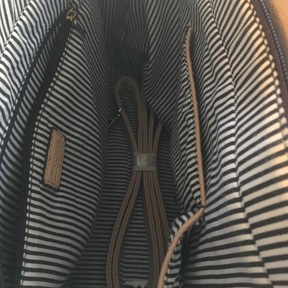 Handbag 👜 - Picture 4 of 4