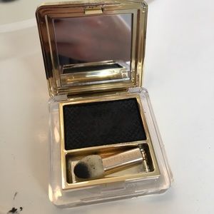 Estee Lauder Black eyeshadow 👣💄