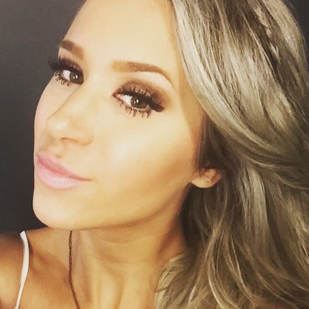 Meet your Posher, Brittney
