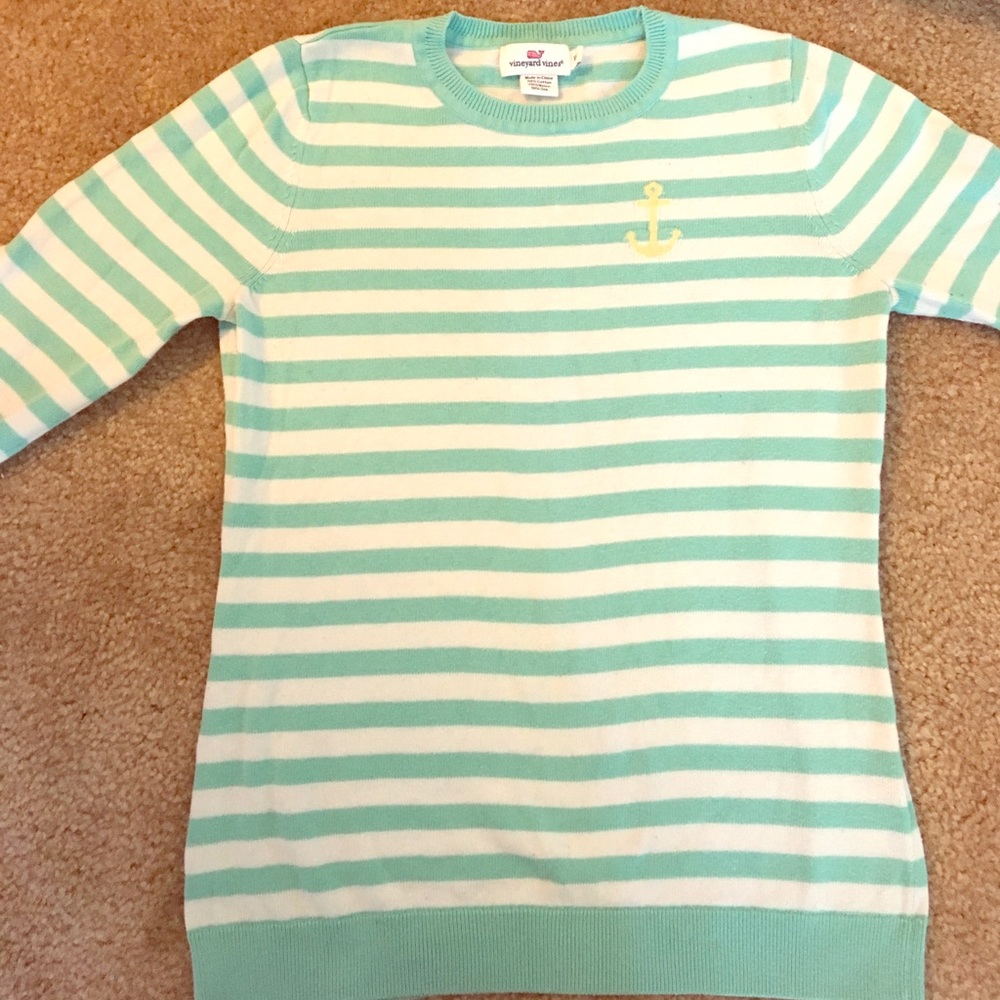 Vineyard vines sweater