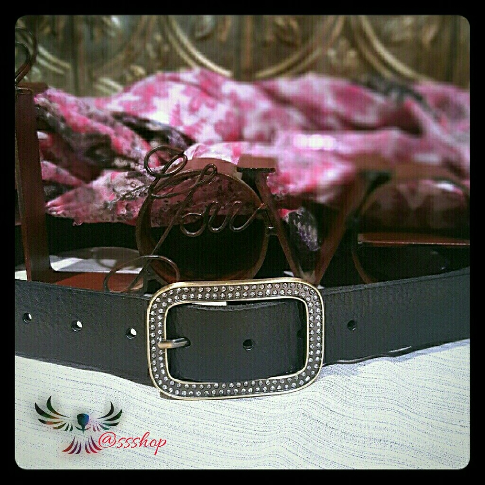 AE NWOT Black leather belt with pave buckle