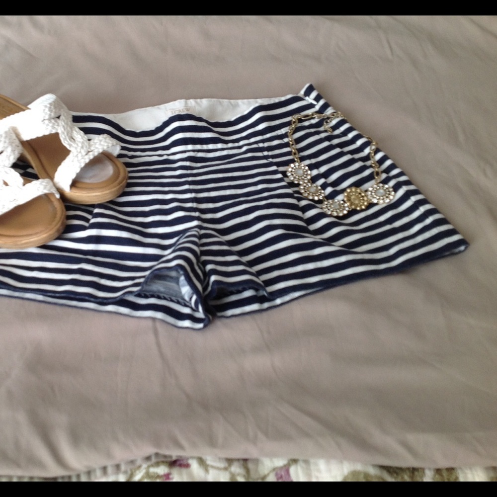 Super cute J Crew shorts, Size 6