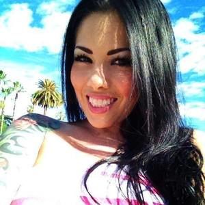 Meet your Posher, Natalygene