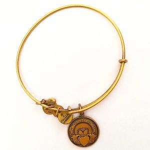 Irish Claddagh Alex and Ani Bangle
