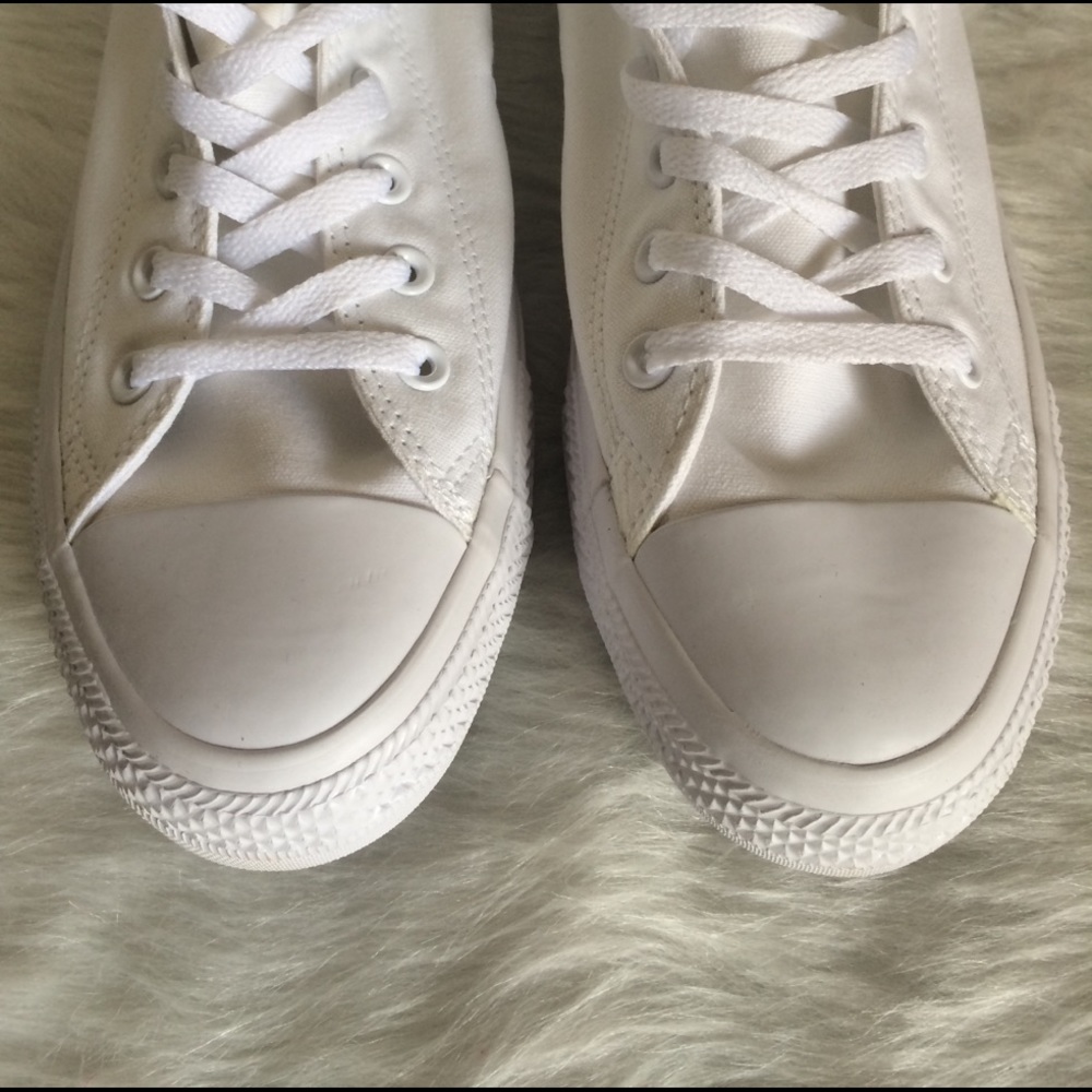 CONVERSE MENS CHUCK TAYLORS WHITE ALL WHITE - Picture 7 of 7