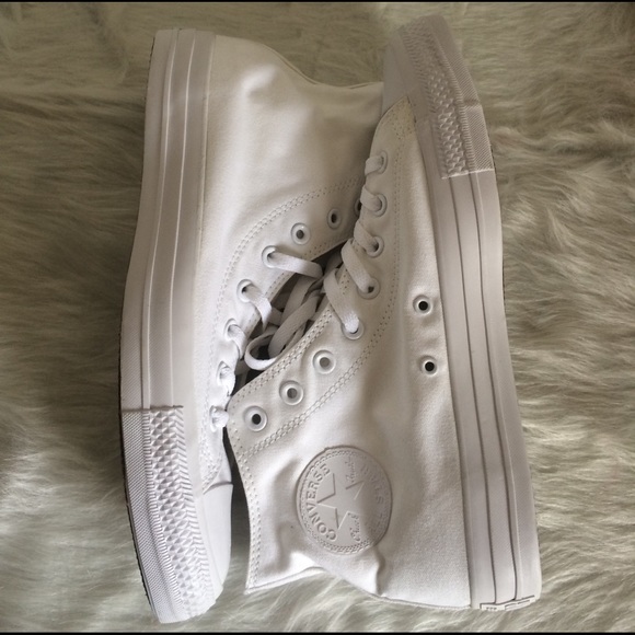 CONVERSE MENS CHUCK TAYLORS WHITE ALL WHITE - Picture 5 of 7