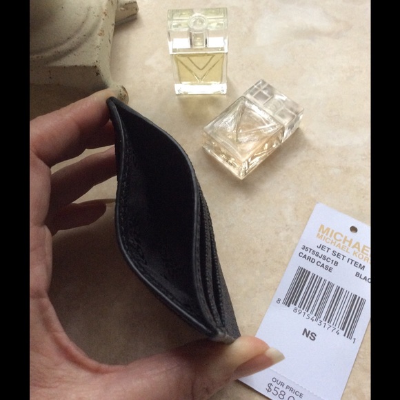Michael KORS Black Jet Set Card Case - Picture 3 of 5