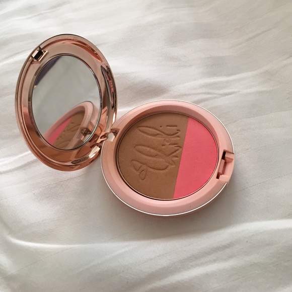 Limited Edition Riri Hearts Mac Collection - Picture 4 of 6