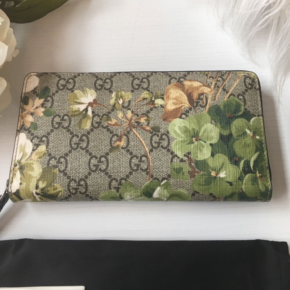 Gucci Wallet - Picture 2 of 4