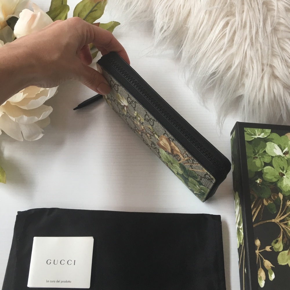 Gucci Wallet - Picture 3 of 4