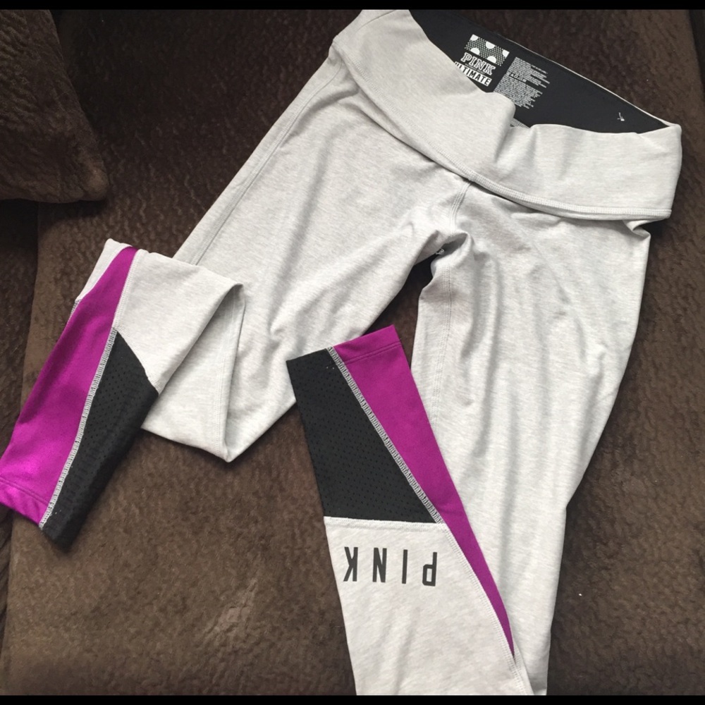 VS pink yoga pants. Never worn
