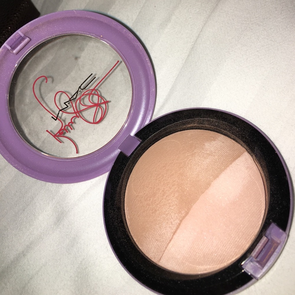 Limited Edition MAC Kelly Osbourne Collection