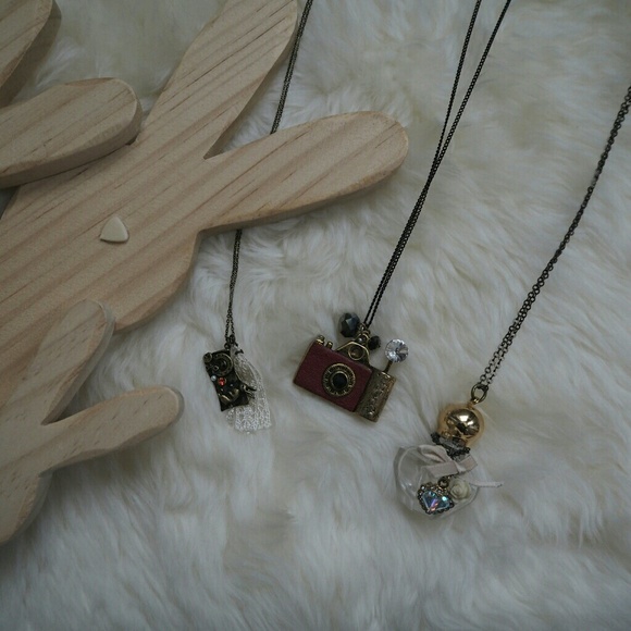 LOFT Beaded w/ Tassels and Vintage Necklace Bundle - Picture 2 of 7