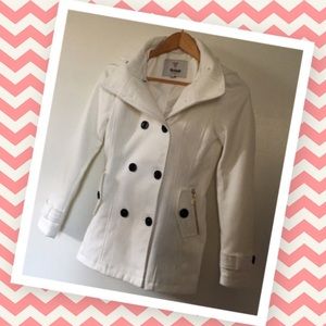 NWT 💖Guess Coat