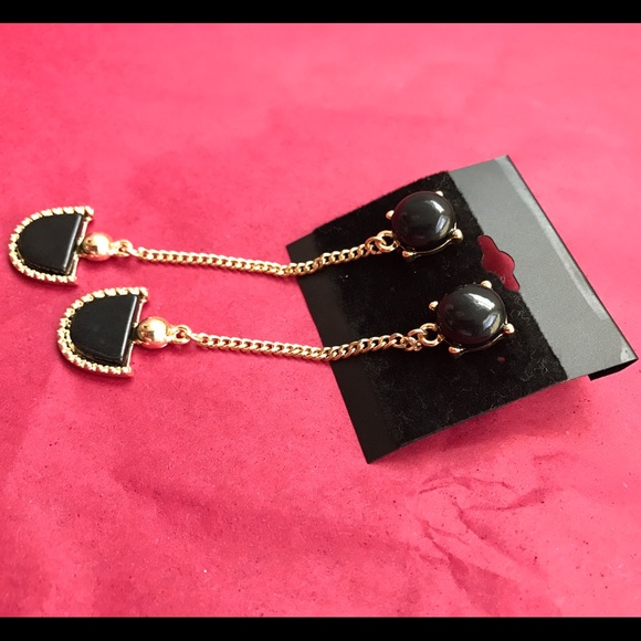 New Quality Tassel Gold Plated Earrings - Picture 3 of 3