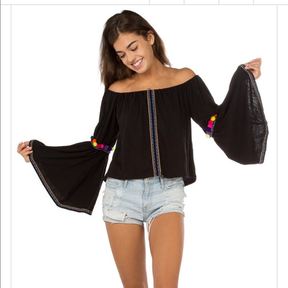 Pit USA Pom Pom crop top