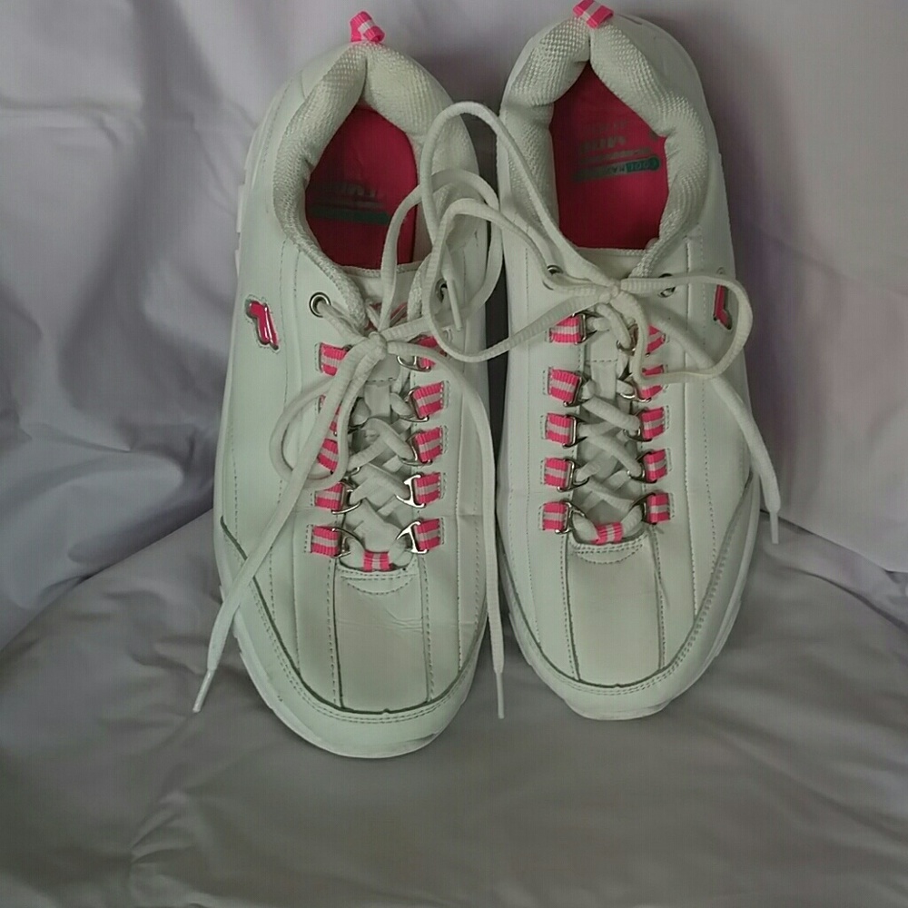 SOLD Fila memory foam cool max athletic shoes