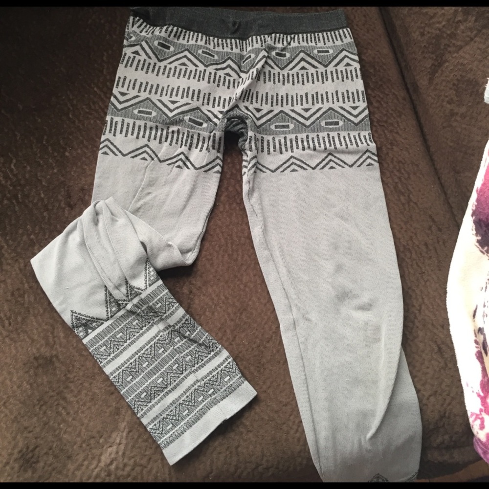 Free People Aztec print gray legging