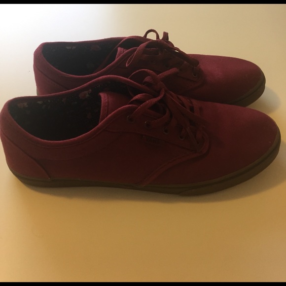 Maroon Vans! - Picture 3 of 4