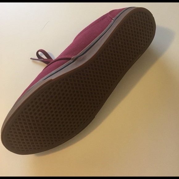Maroon Vans! - Picture 4 of 4