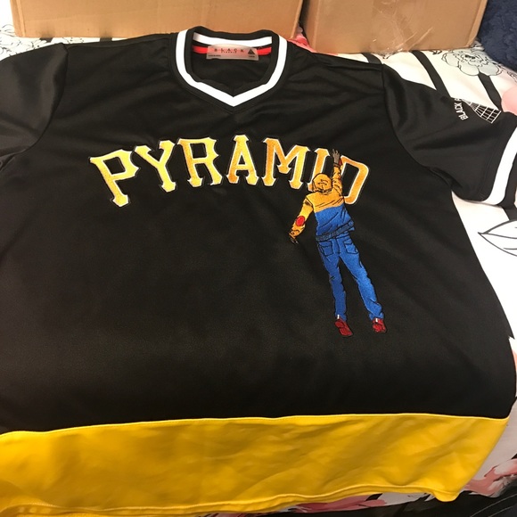 Black Pyramid Shirt - Picture 1 of 2