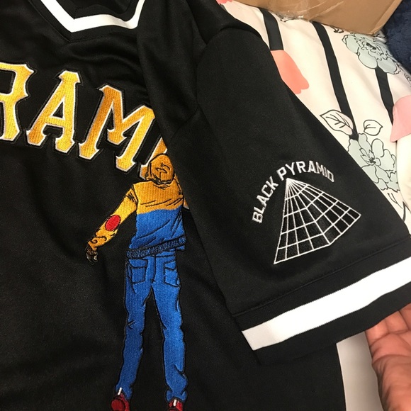 Black Pyramid Shirt - Picture 2 of 2