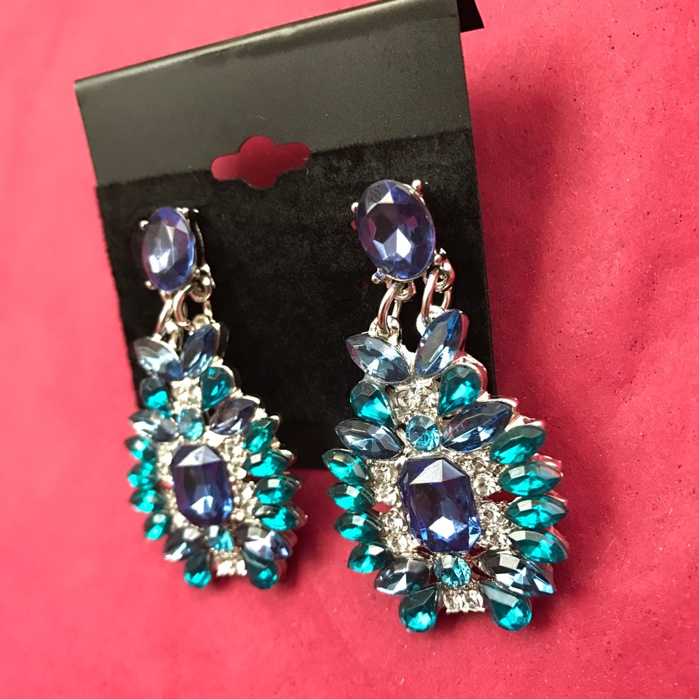 New Fabulous White Gold Plated Statement Earrings