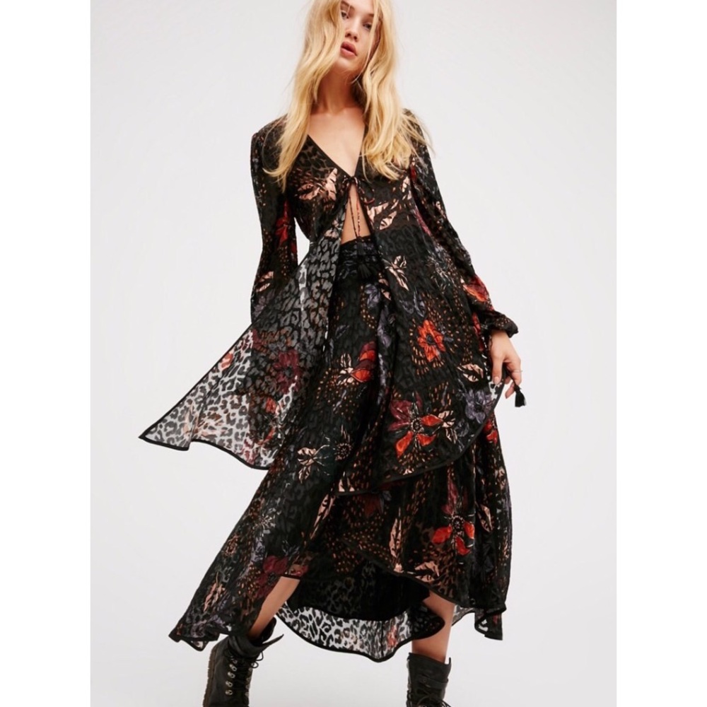 BNWT Free People Aura Set