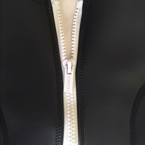 HOAKA SWIM TOP - Picture 2 of 3