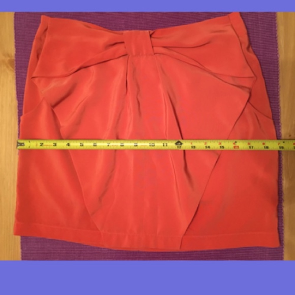 Skirt • Salmon Pink - Picture 8 of 8