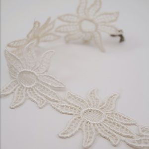 Cream flower detail choker