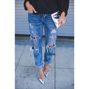 American Eagle Distressed Boyfriend Jeans