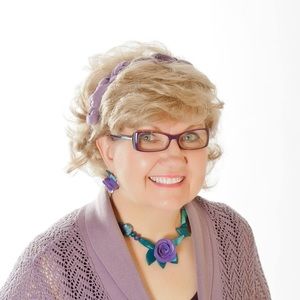 Meet your Posher, Carol