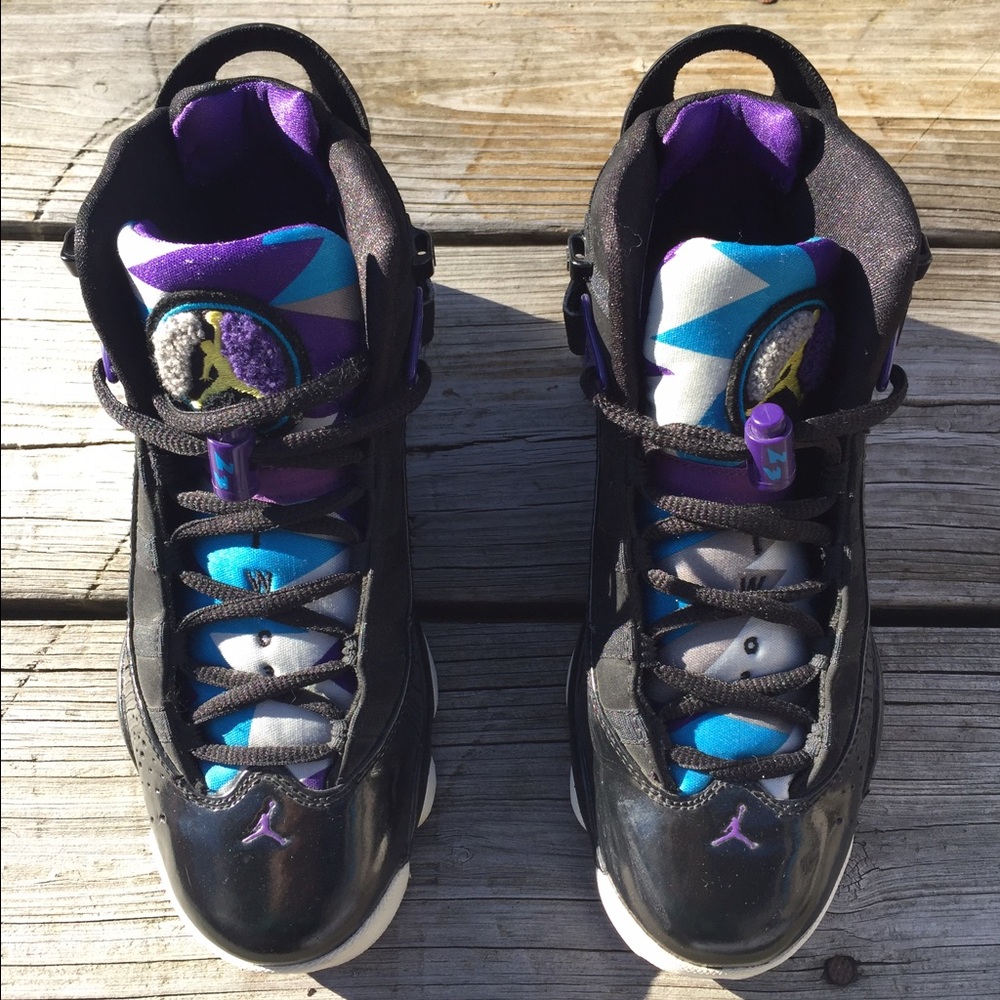 AIR JORDANS 6 RINGS BLACK/PURPLE  SIZE 5Y