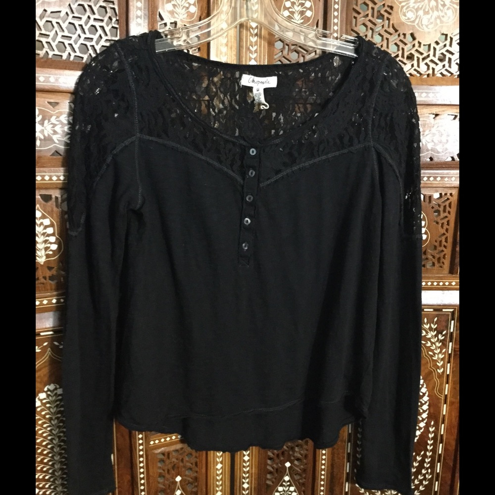 Lace-yoke top