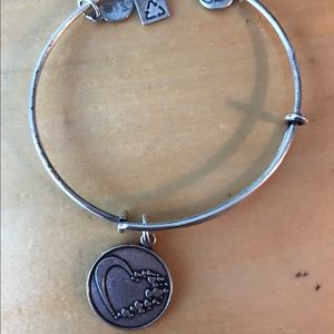 Heart design Alex and Ani bracelet