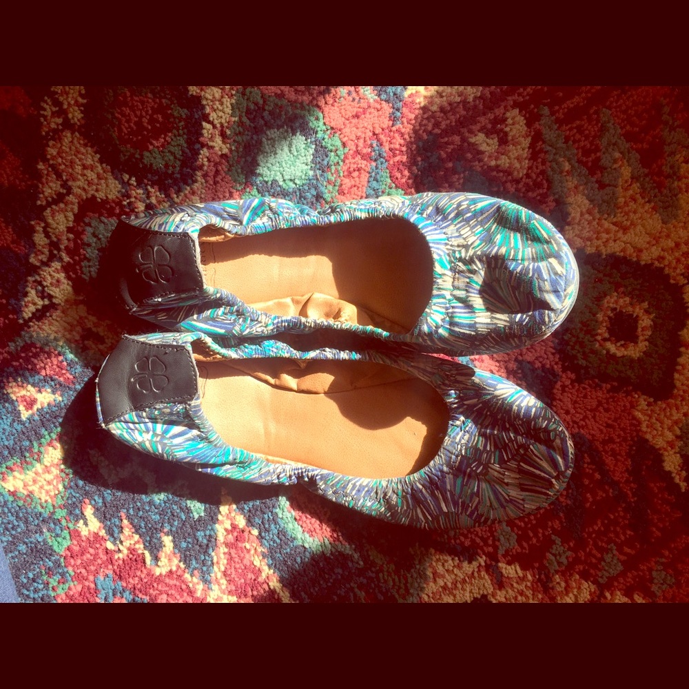 Lucky Brand Turquoise Motif Flats