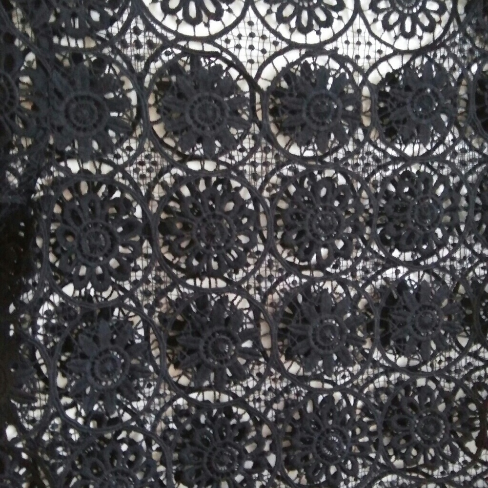Top - Picture 2 of 3