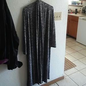 Black n white kong cardigan