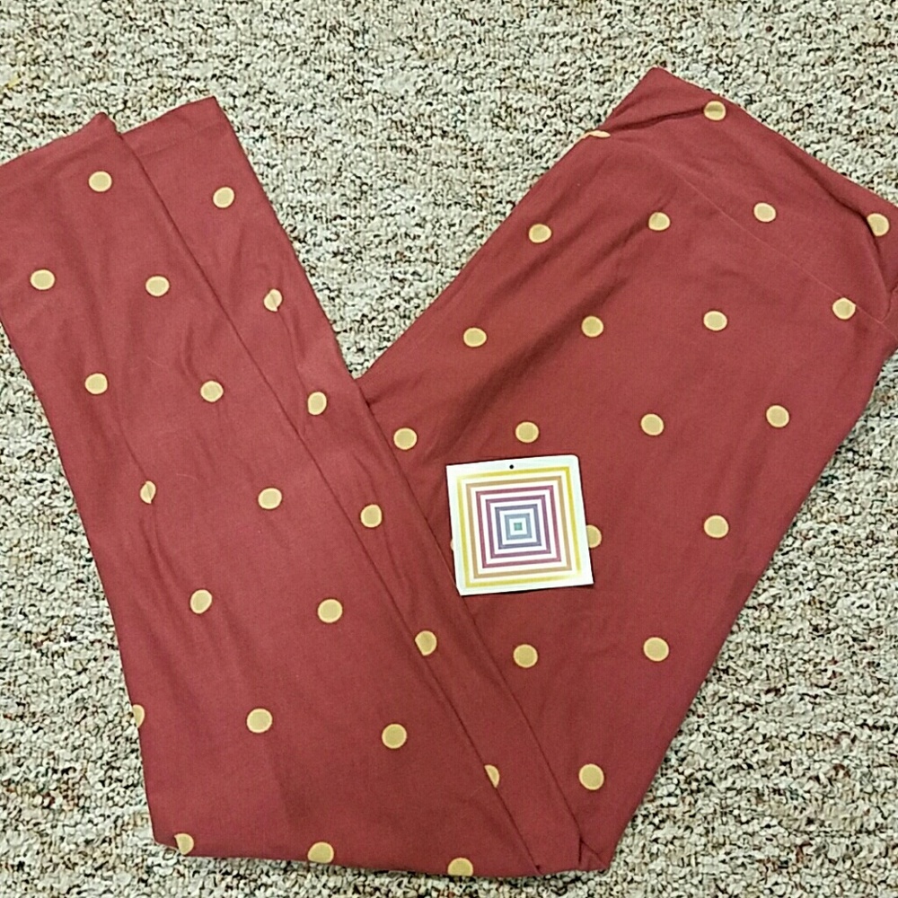 Lularoe leggings Tall & Curvy
