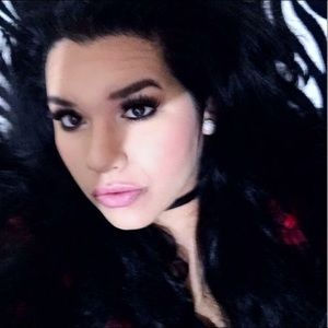 Meet your Posher, Tonia