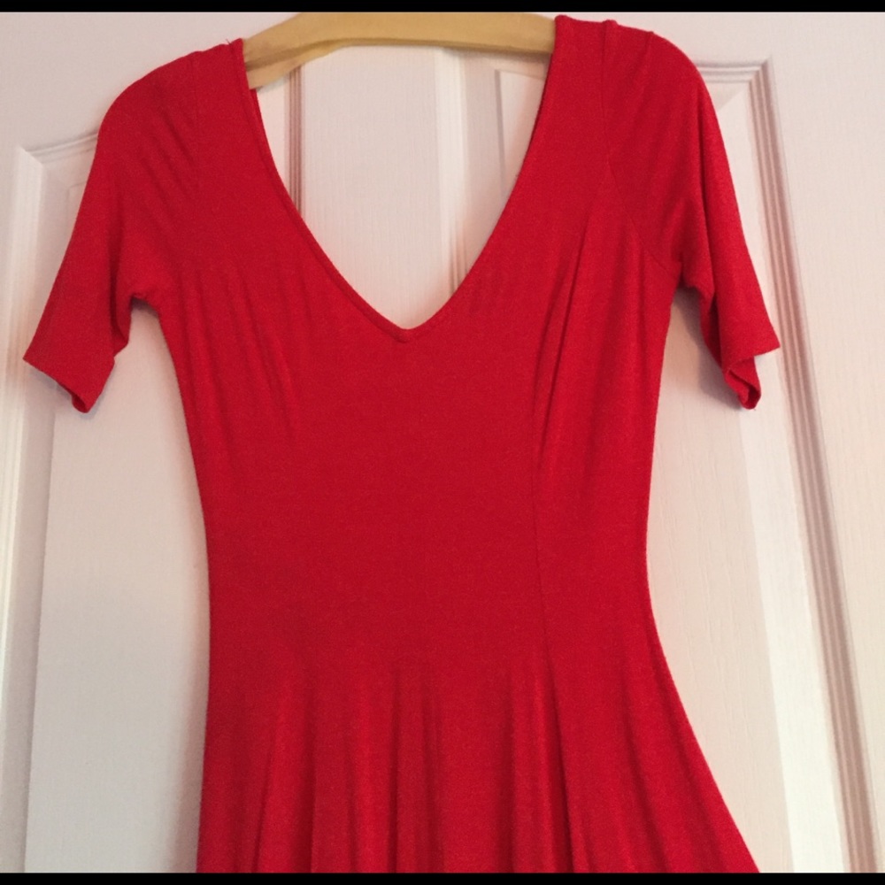 Red Dress - Picture 2 of 2