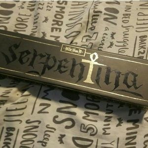 Kat von d serpentina palette