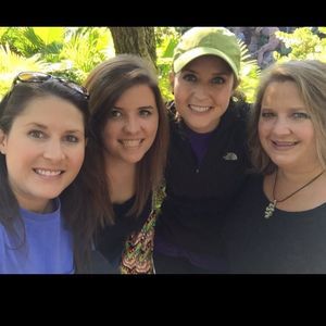 Meet your Posher, Molly