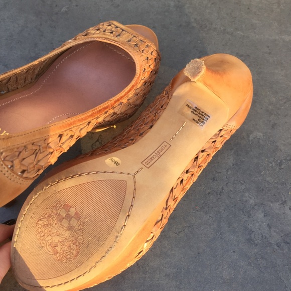 Vince Camuto pumps (size 9) - Picture 4 of 6