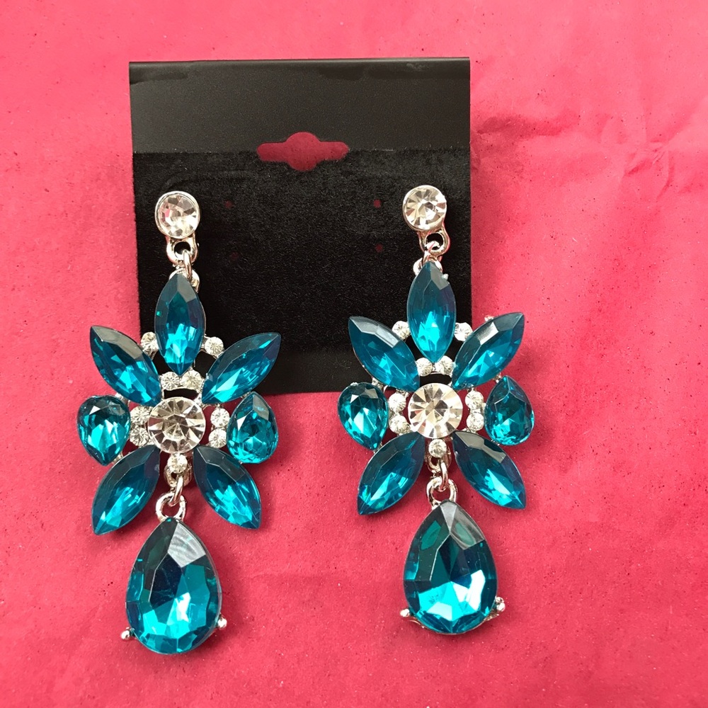 New Crystal Drop Statement Earrings Gorgeous